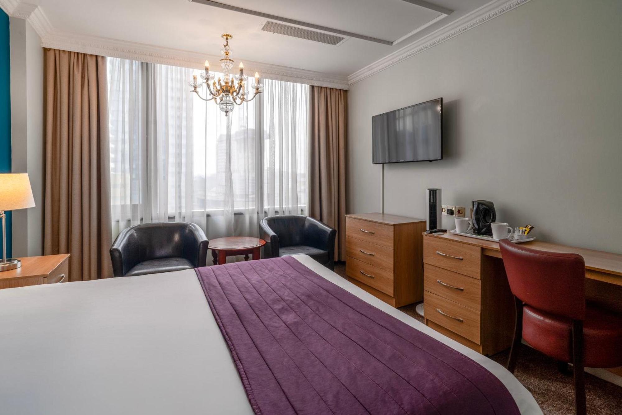 Britannia International Hotel Canary Wharf London Exterior photo