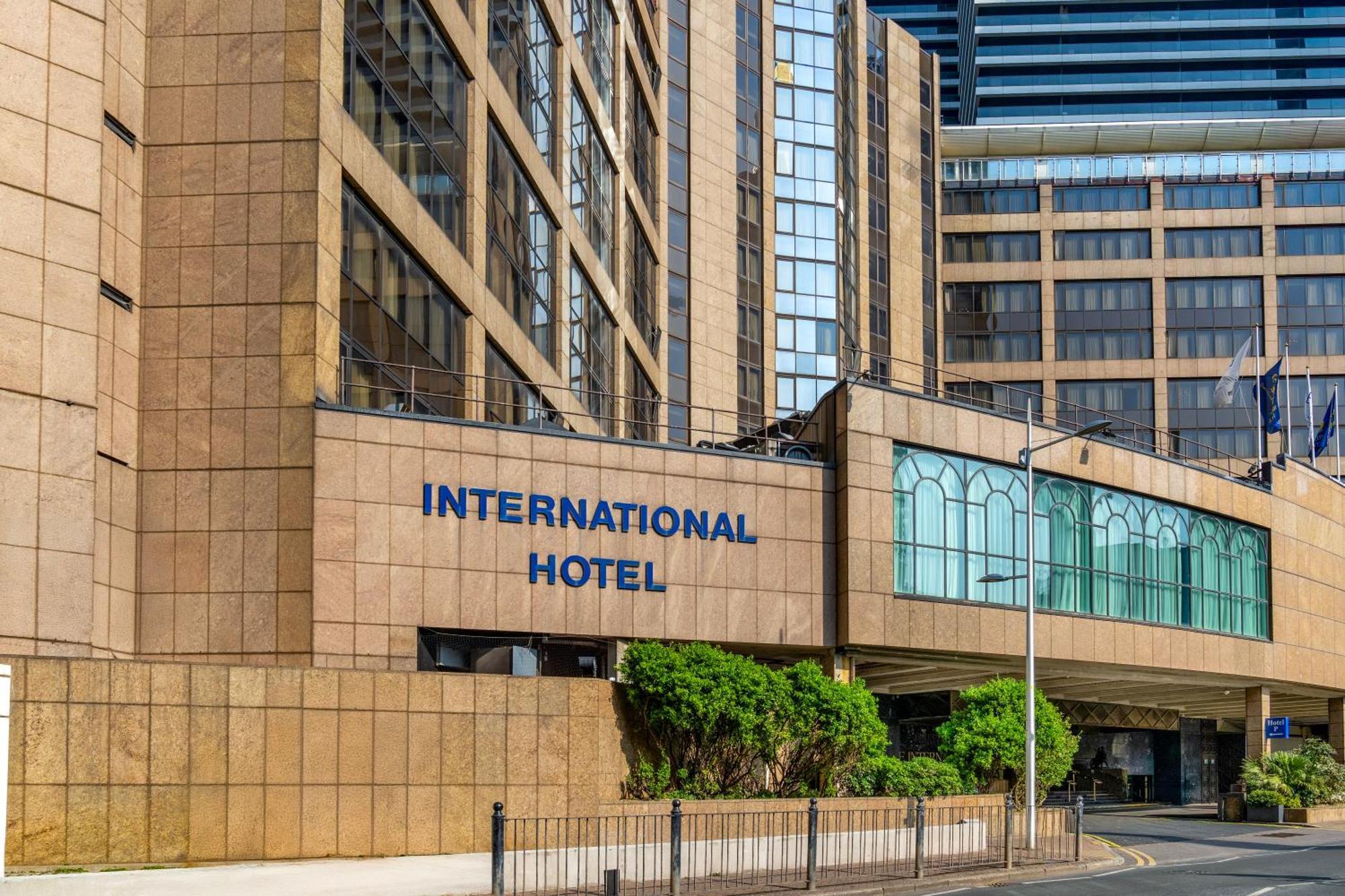 Britannia International Hotel Canary Wharf London Exterior photo